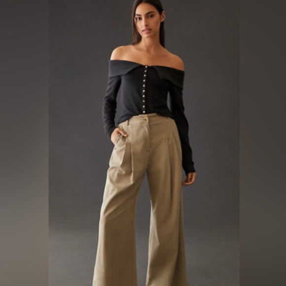Anthropologie Tops - Anthro NWT Maeve Black Top